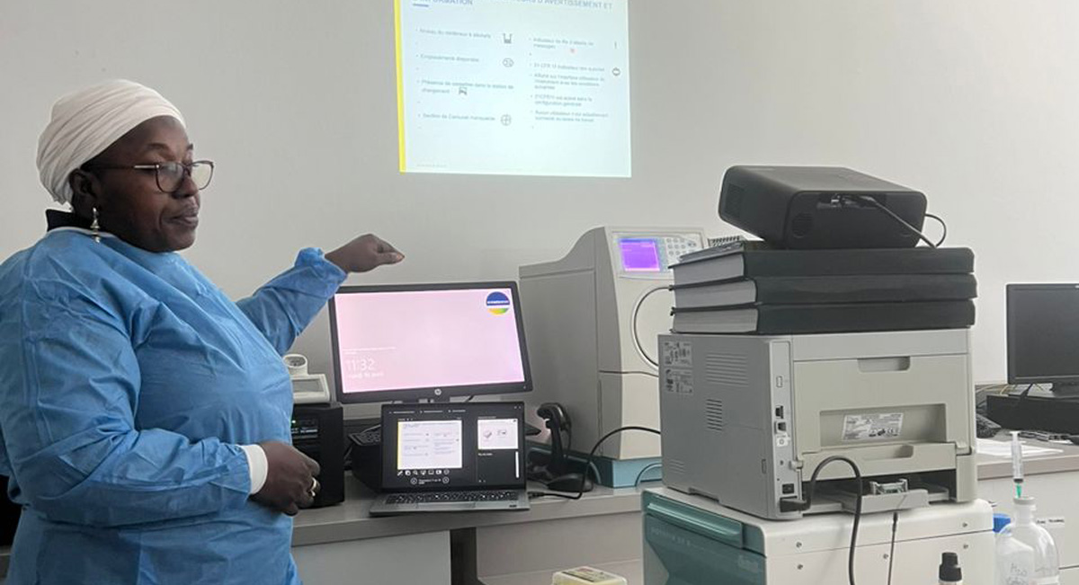 MEDILAB installe de nouveaux appareils HORIBA au GABON